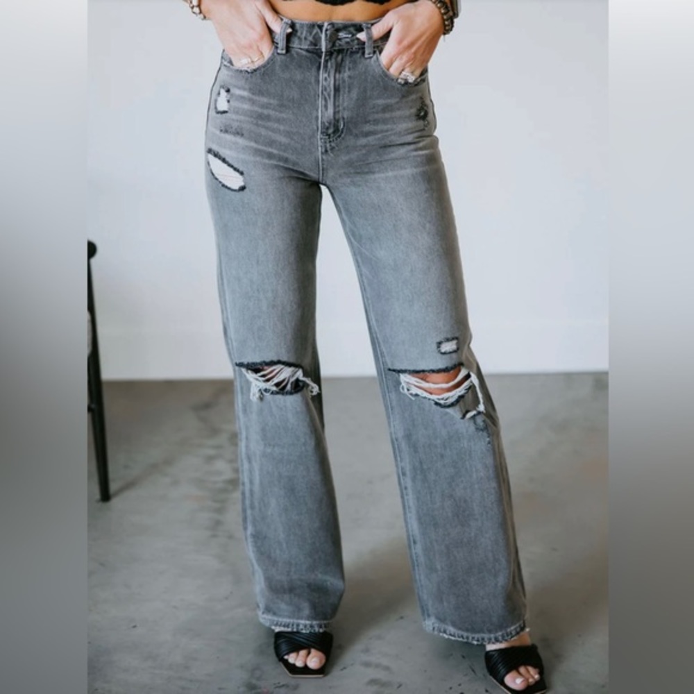 Vervet 90s Wide Leg Jeans Grey Distressed size 27 inseam 31” 100% cotton
